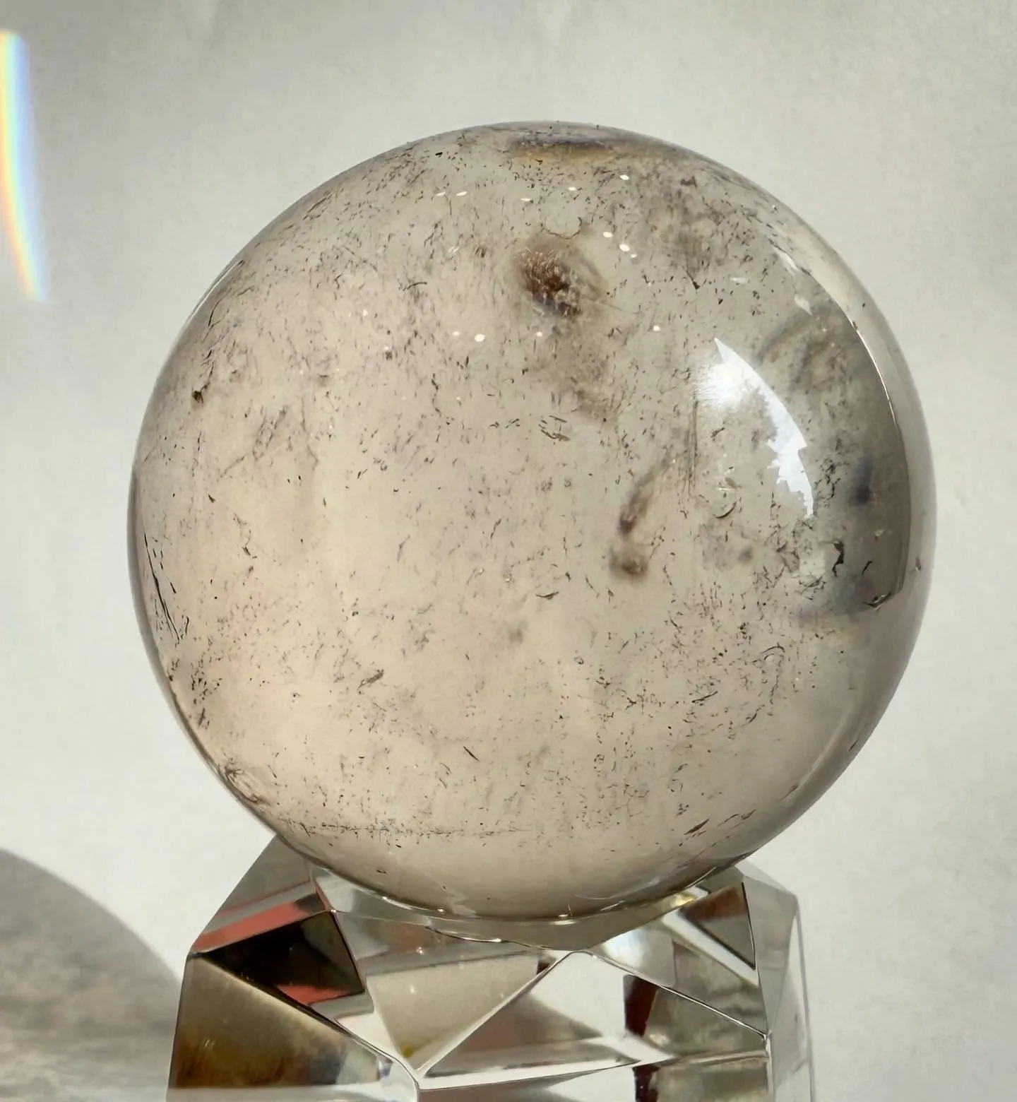 スモーキーファントムクォーツ