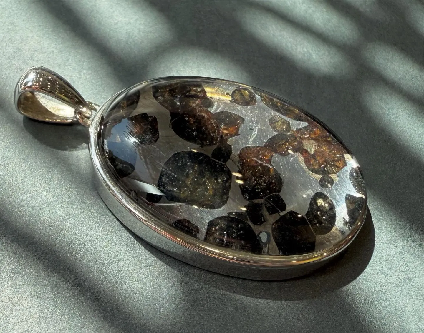 パラサイト隕石