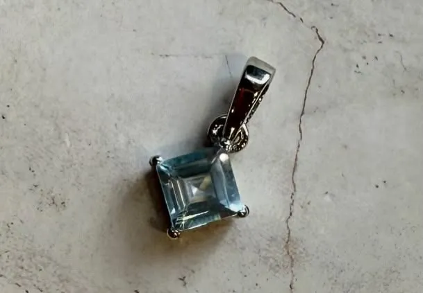 スイスブルートパーズ