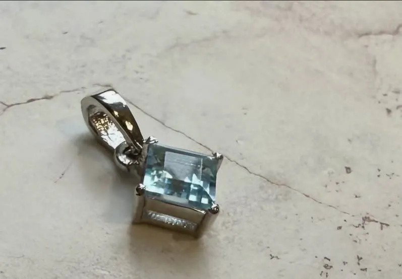 スイスブルートパーズ