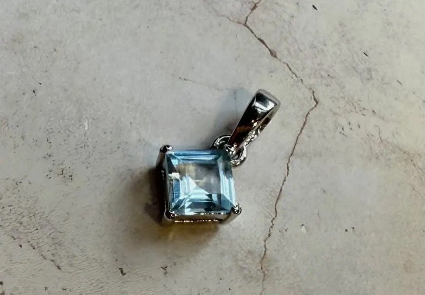 スイスブルートパーズ