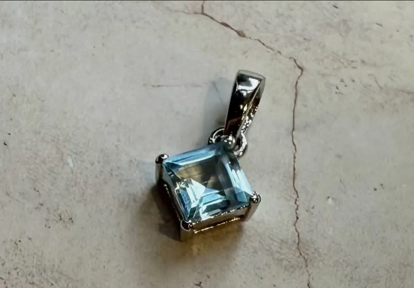 スイスブルートパーズ