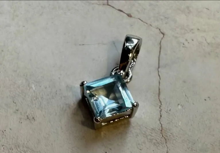 スイスブルートパーズ