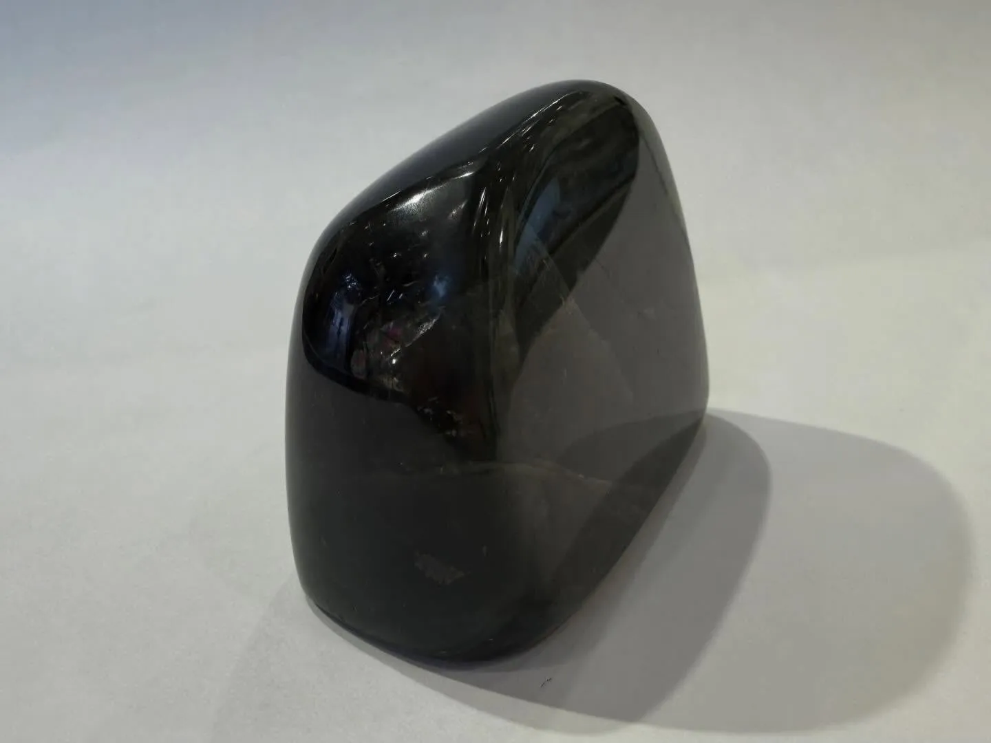 ピンクラブラドライト