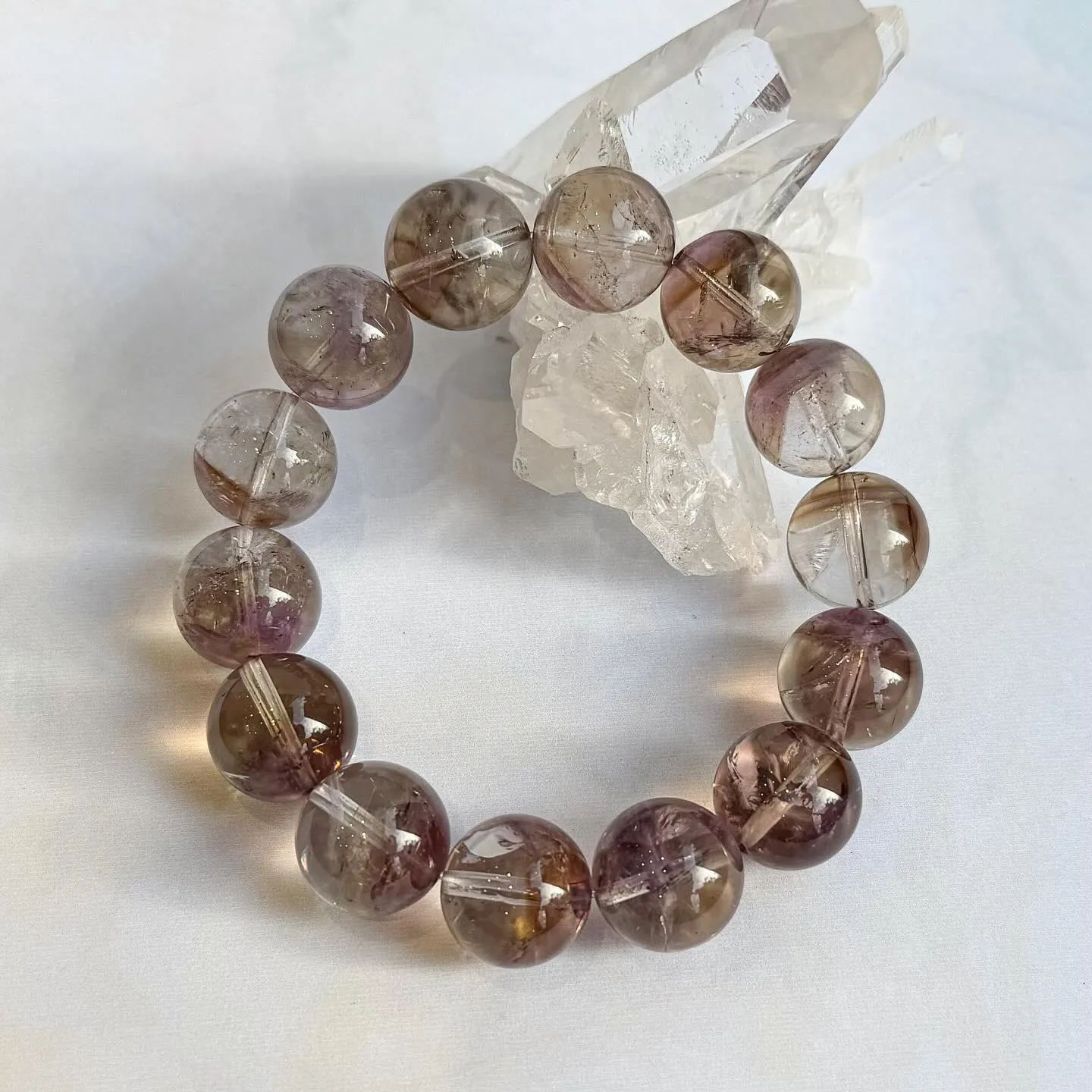 ブランドバーグアメジスト