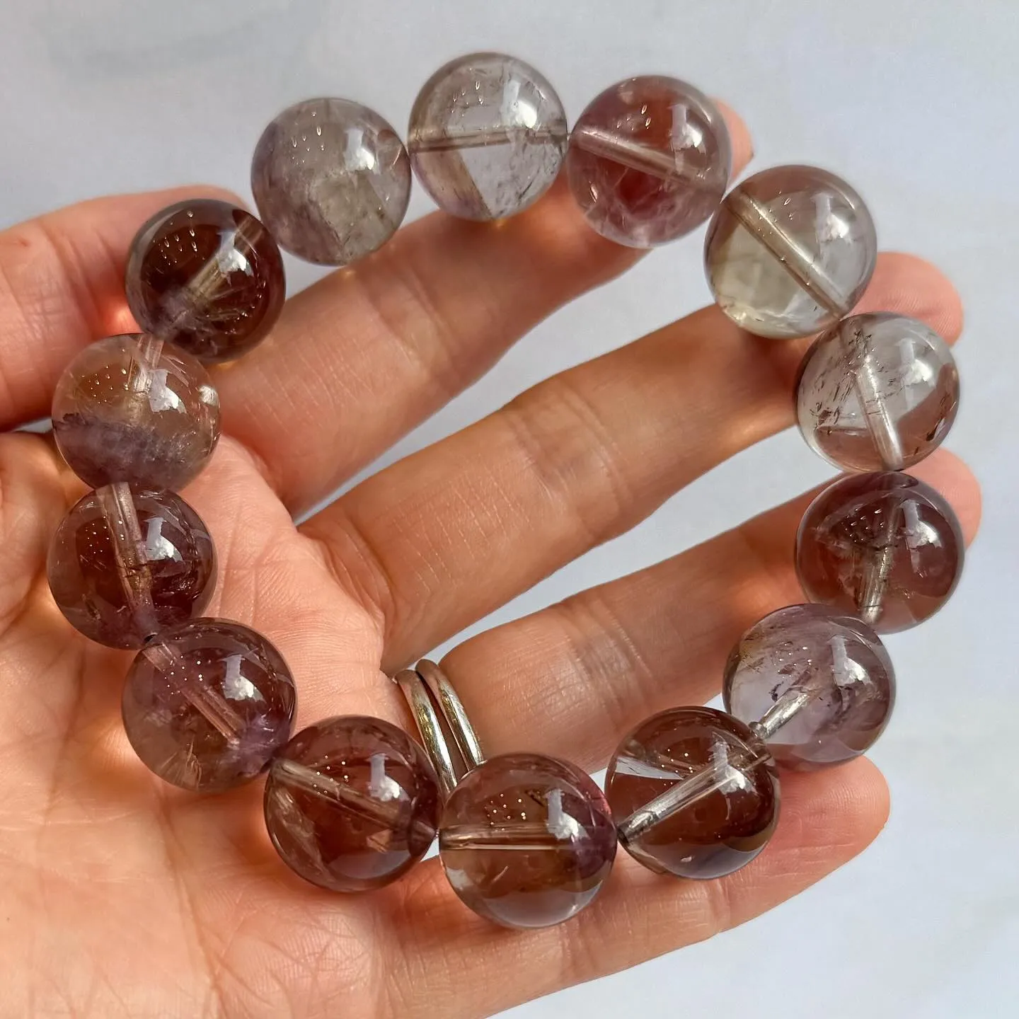 ブランドバーグアメジスト