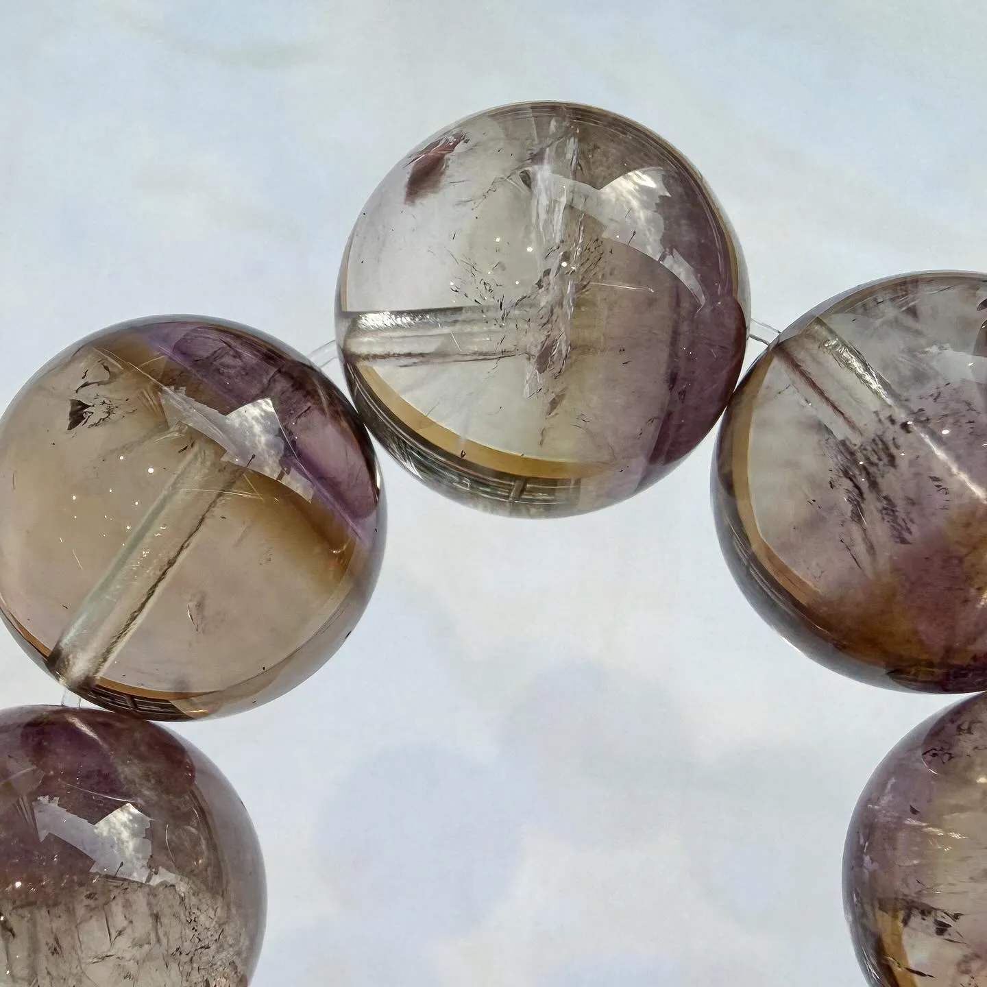 ブランドバーグアメジスト