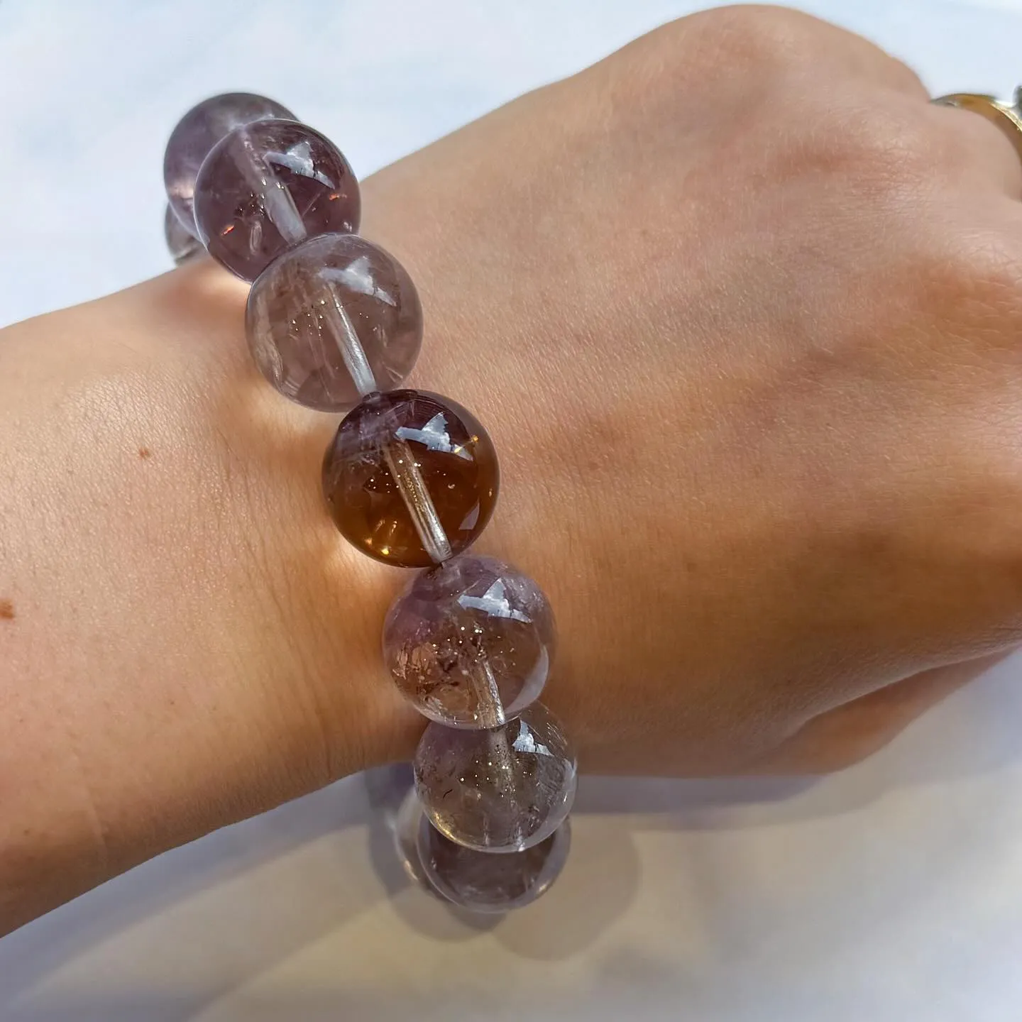 ブランドバーグアメジスト