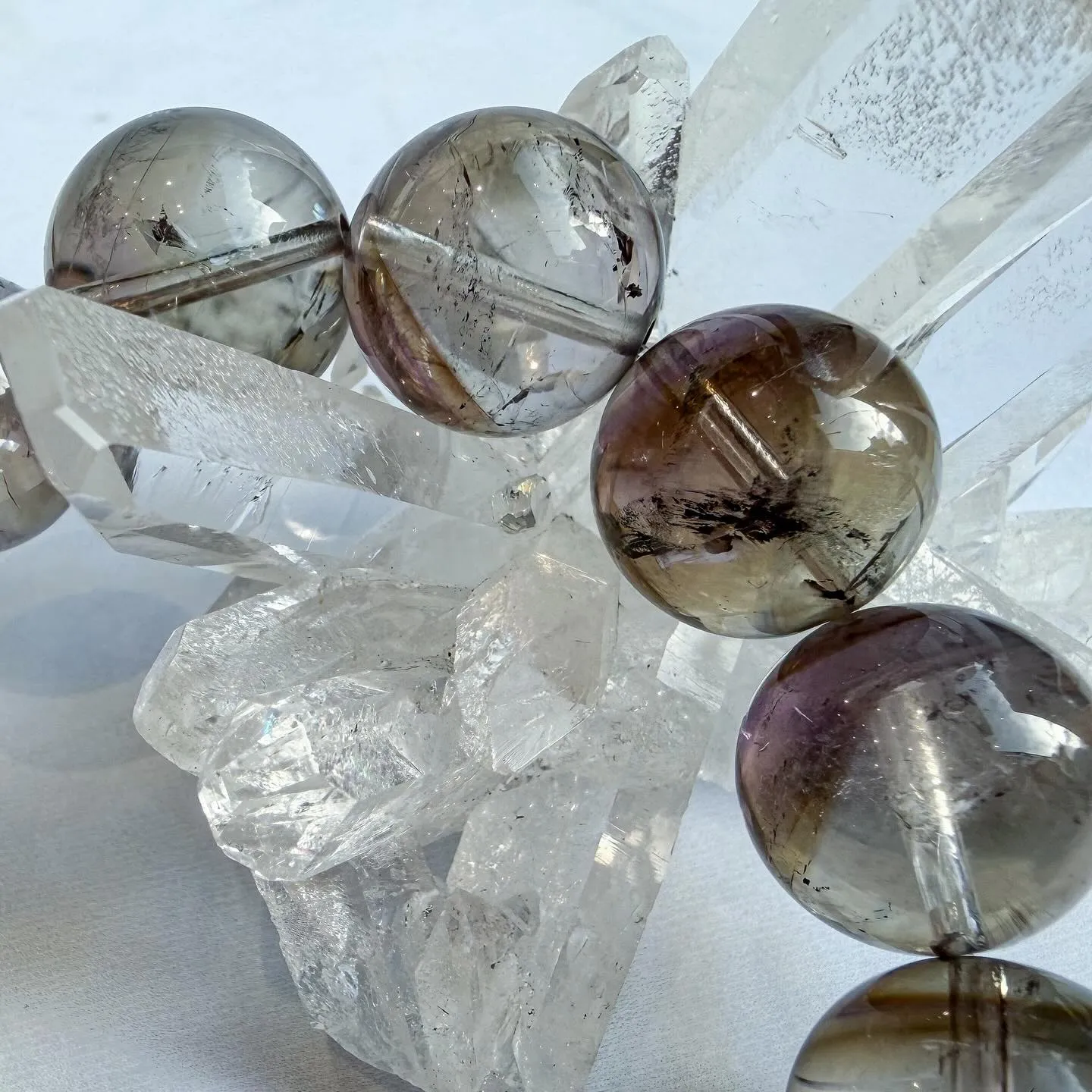 ブランドバーグアメジスト