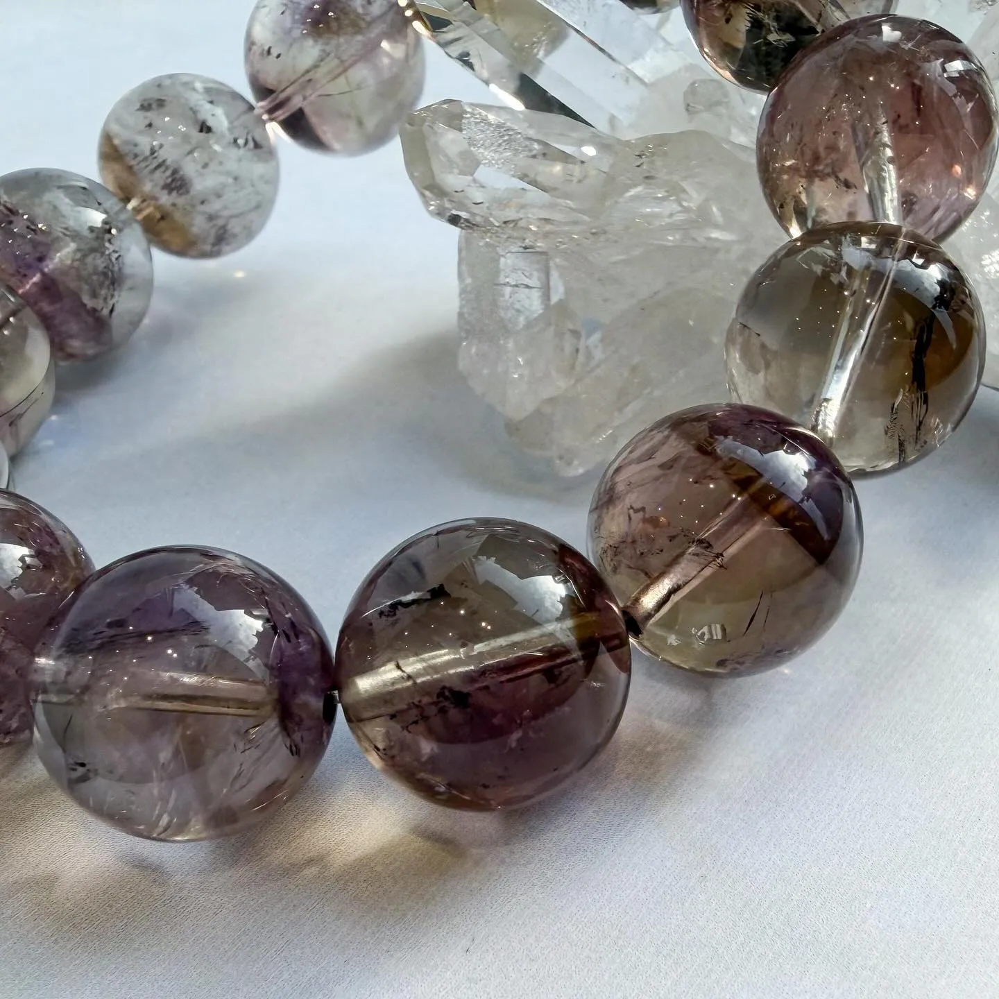 ブランドバーグアメジスト