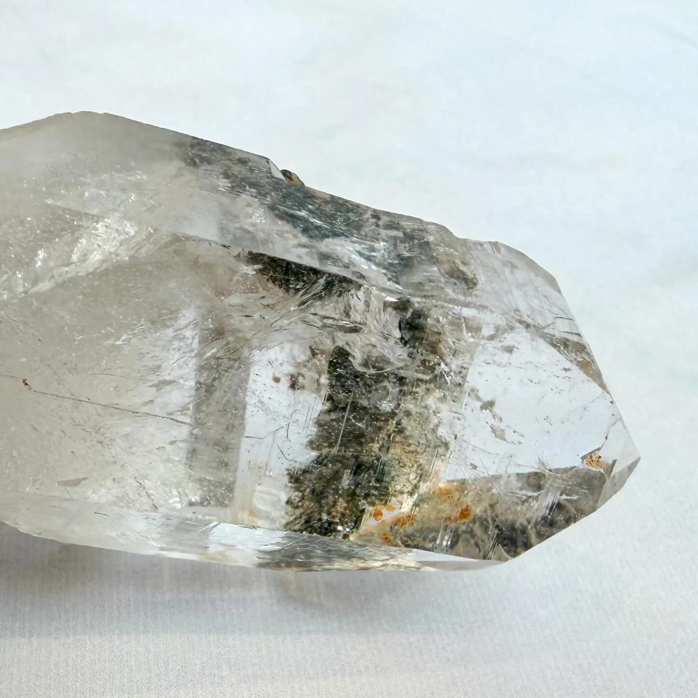 マニハール産水晶