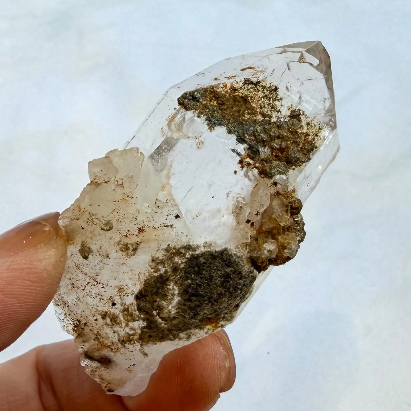 マニハール産水晶