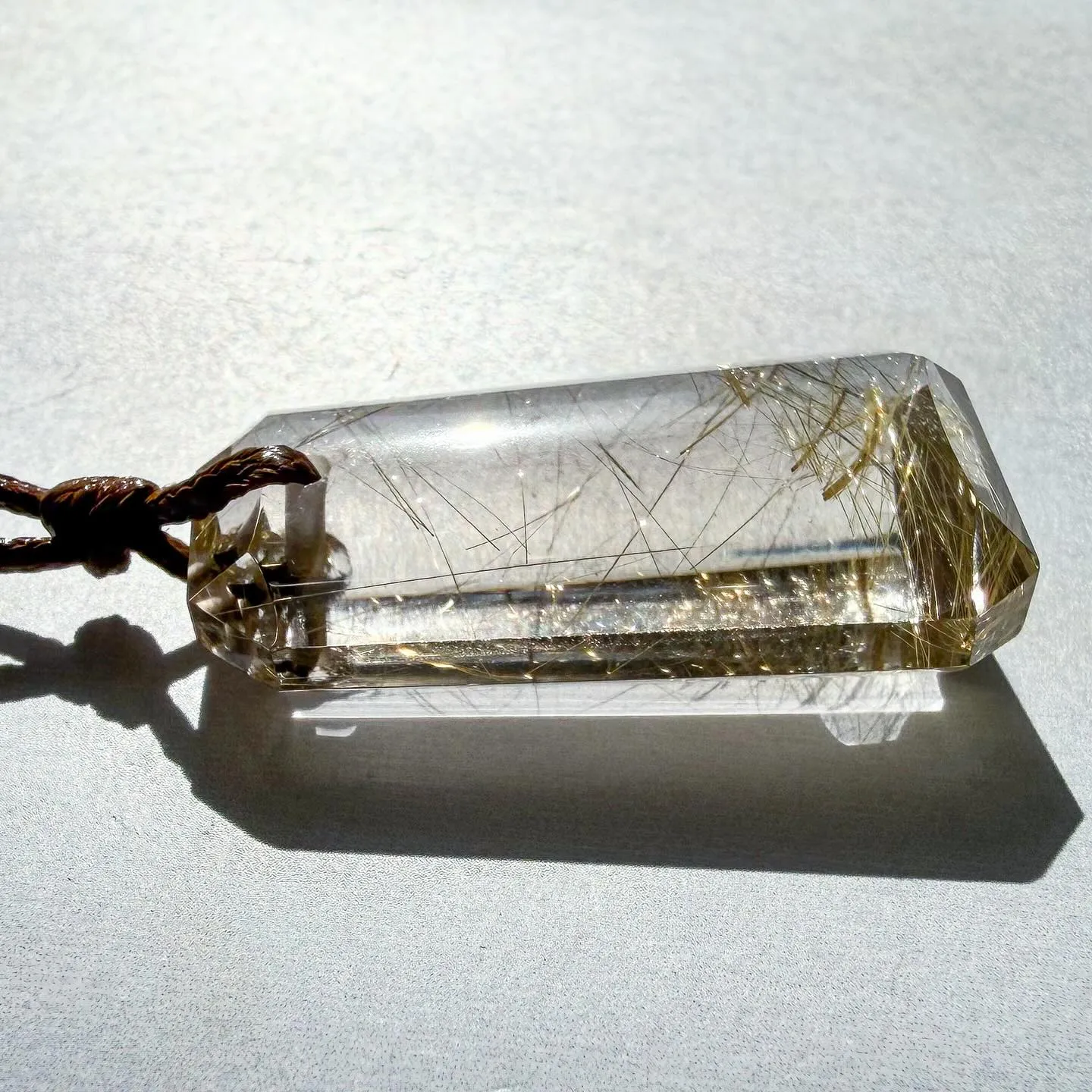 ゴールデンルチルクォーツ