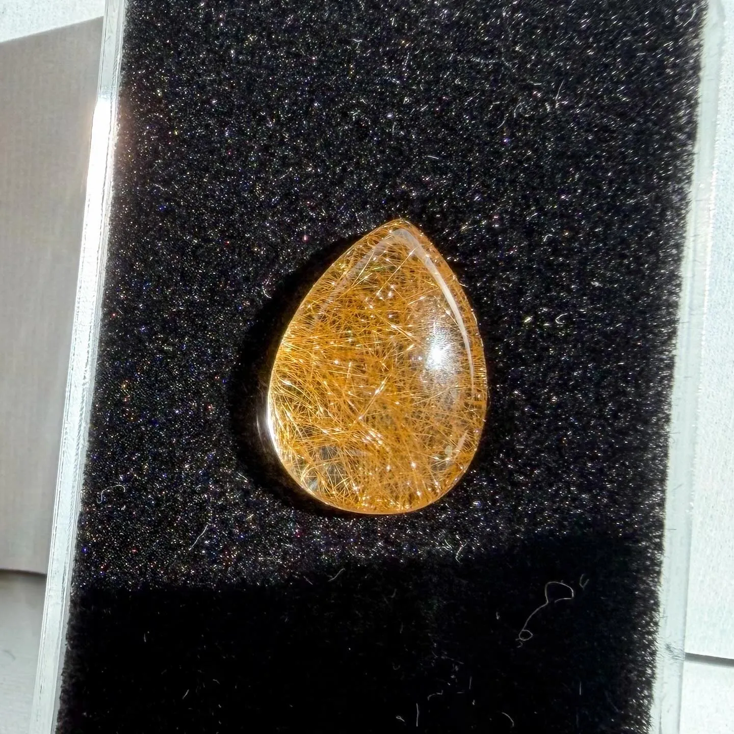 ゴールデンルチルクォーツ